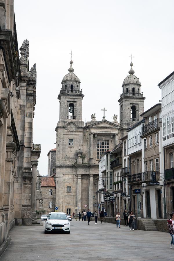 Oxford Suites Santiago De Compostela Bagian luar foto